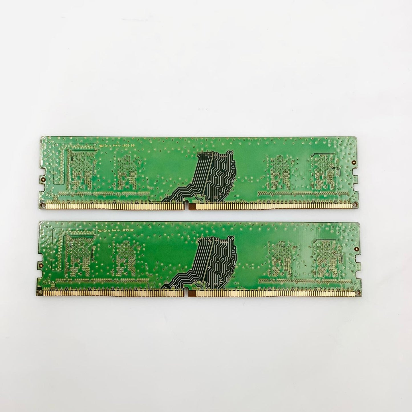 【全額返金保証】【最速発送】SAMSUNG メモリ DDR4 PC4-21300 4GBX2枚組、合計8GB M378A5244CB0-CTD 美品 動作確認済
