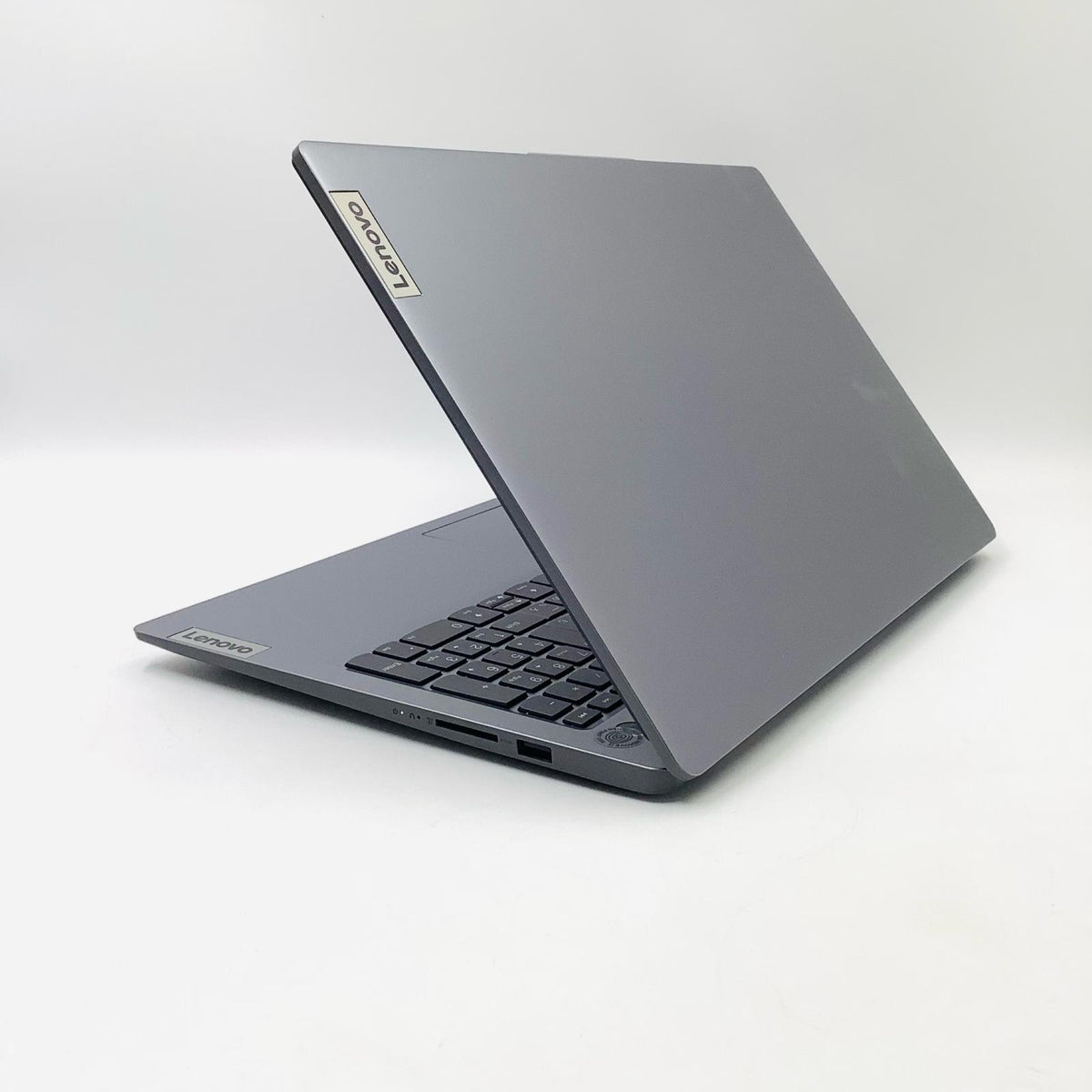 【全額返金保証】【最速発送】Lenovo IdeaPad Slim 3 Gen 8 82XM006DJP Ryzen 7 7730U 16GB M.2 SSD 512GB 100% 動作確認済