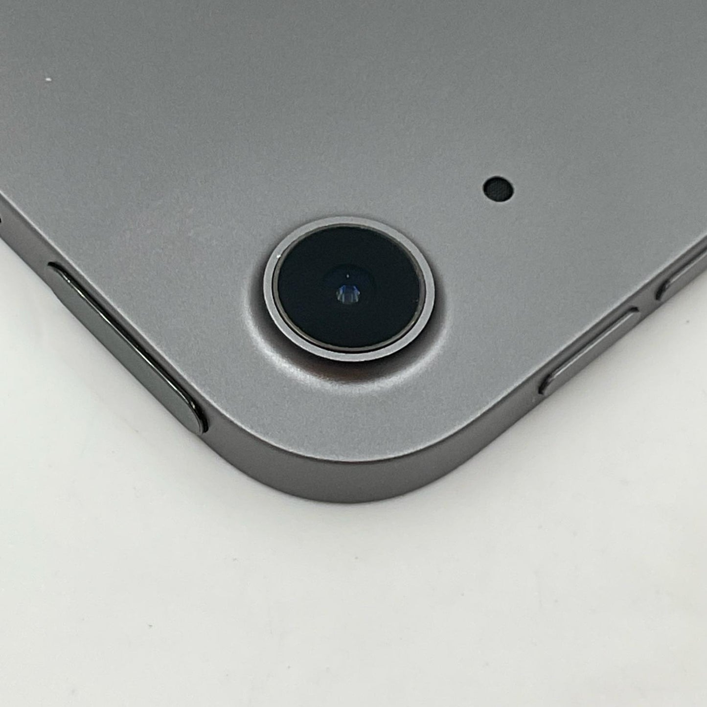 【全額返金保証】【最速発送】Apple iPad Air 10.9インチ 第5世代 64GB スペースグレイ Wi-Fi 美品 動作確認済