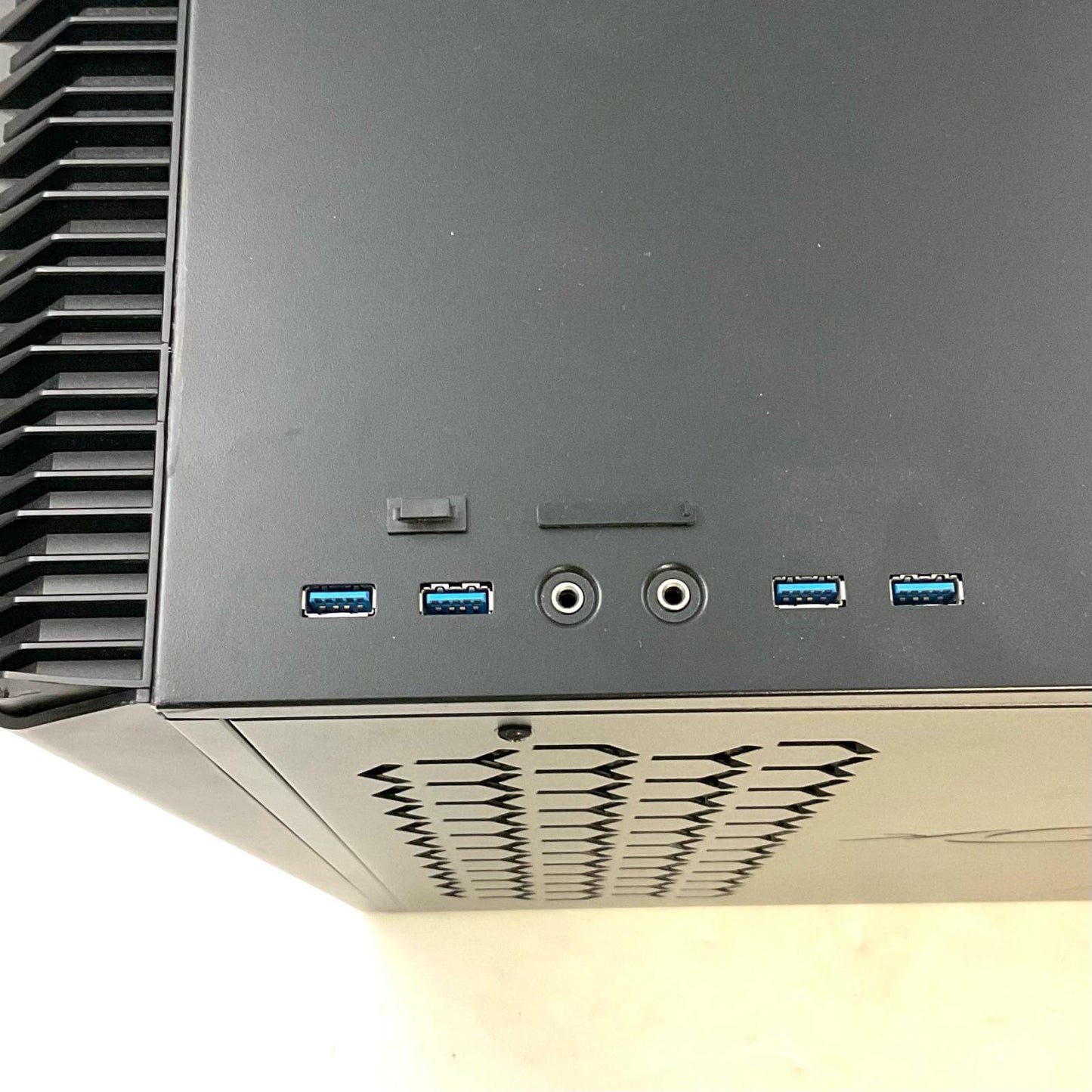 【全額返金保証】【最速発送】MouseComputer G-Tune NG-i690GA4 Intel(R) Core(TM) i7-9700K CPU @3.60GHz 32GB M.2 SSD 256GB SSD 500GB NVIDIA GeForce RTX 2070 美品 動作確認済