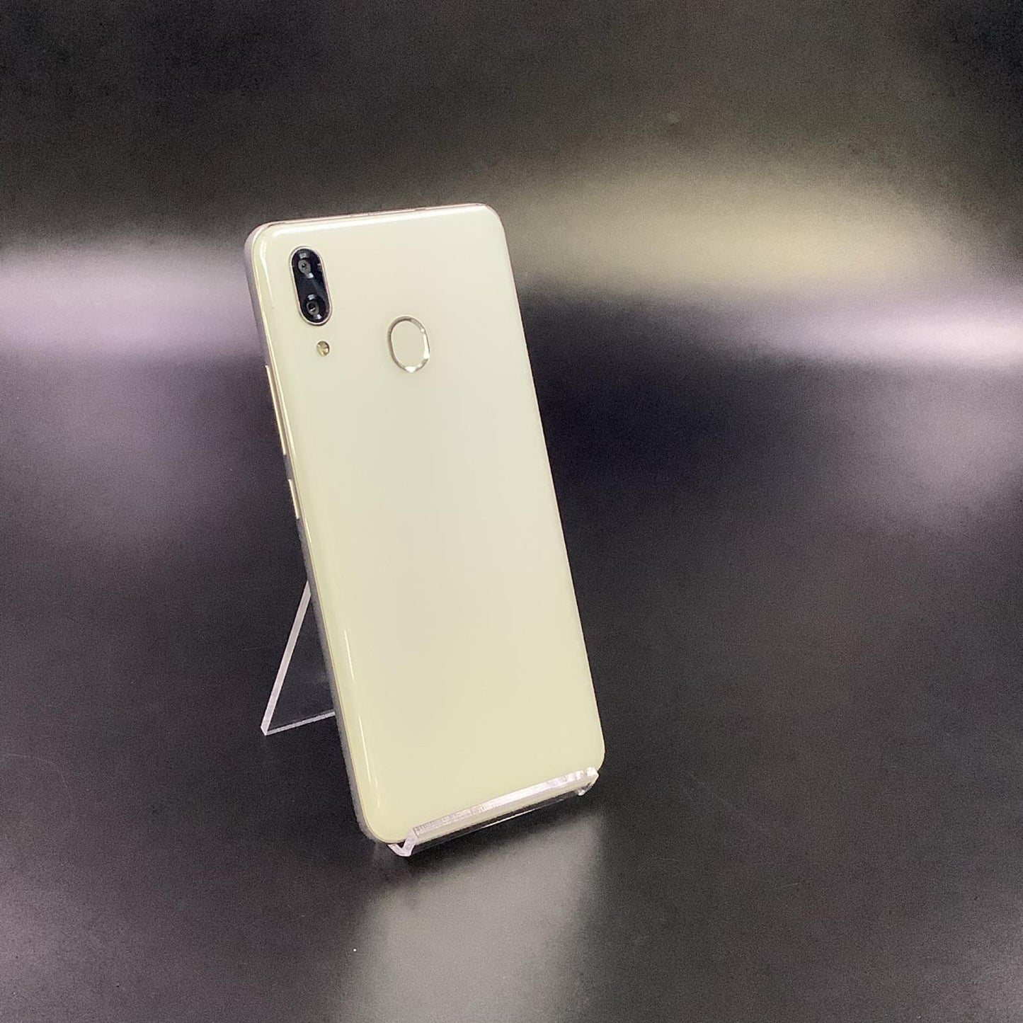 【全額返金保証】【最速発送】ZTE Libero S10 32GB ホワイト Softbank 901ZT 白ロム 動作確認済