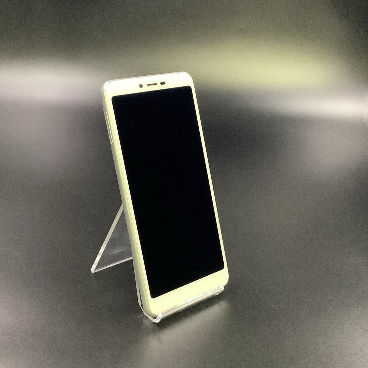 【全額返金保証】【最速発送】ZTE Libero S10 32GB ホワイト Softbank 901ZT 白ロム 動作確認済