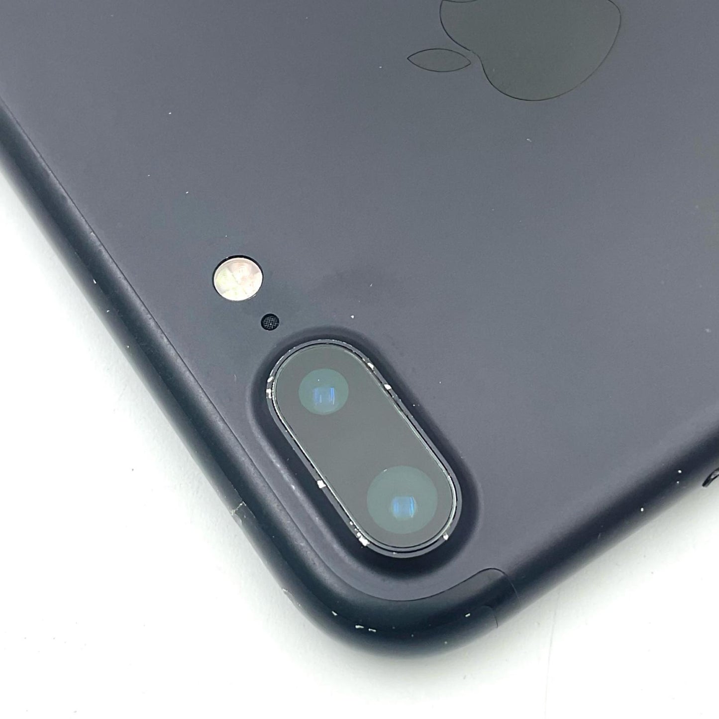 【最速発送】Apple iPhone iPhone 7 Plus 128GB ブラック docomo 白ロム【難有】 70%