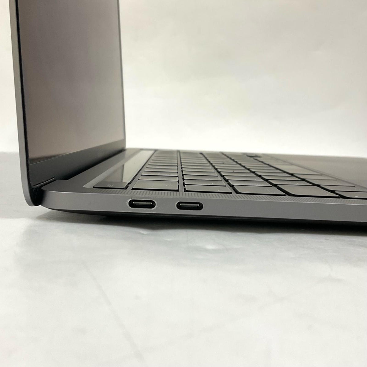 【全額返金保証】【最速発送】Apple MacBook Pro 13インチ 2020 1.4 GHz クアッドコア Intel Core i5 8GB 256GB スペースグレイ 美品 動作確認済