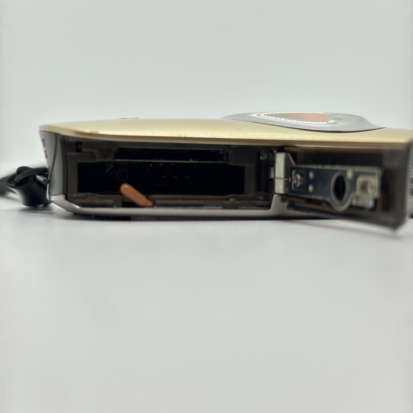 【全額返金保証】【最速発送】 コンパクトデジタルカメラ IXY DIGITAL 510 IS ゴールド 動作確認済