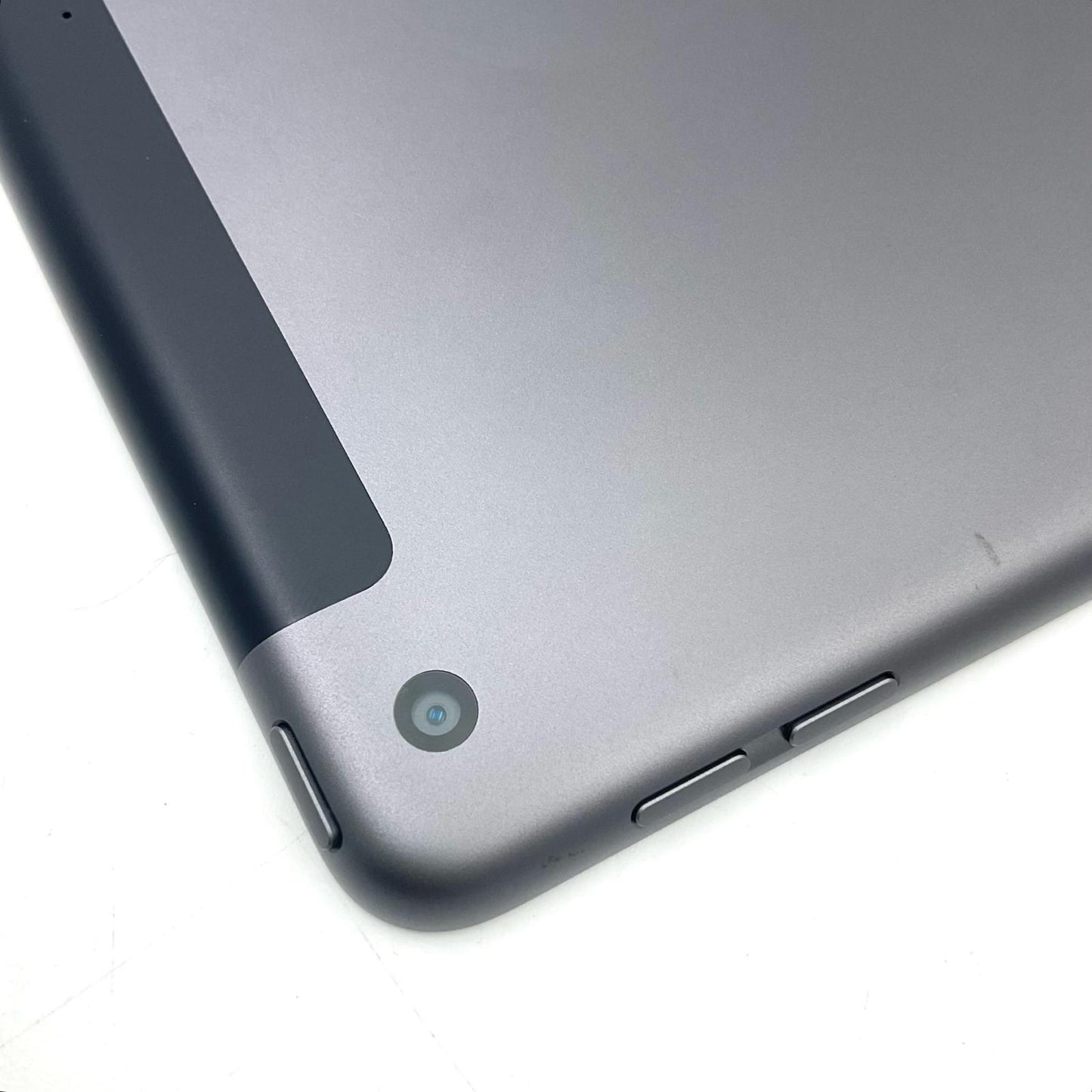 【全額返金保証】【最速発送】Apple iPad iPad 10.2インチ 第9世代 64GB スペースグレイ WiFi+Cellular Softbank 白ロム 美品 動作確認済