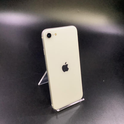 【全額返金保証】【最速発送】Apple iPhone iPhone SE（第2世代） 64GB ホワイト au 白ロム 動作確認済 78%