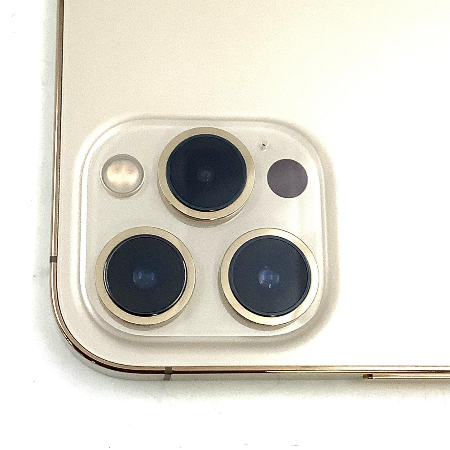 【全額返金保証】【最速発送】Apple iPhone iPhone 12 Pro Max 128GB ゴールド Softbank 白ロム 動作確認済 81%