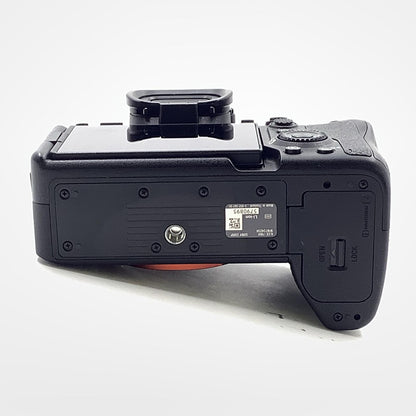 【全額返金保証】【最速発送】Sony デジタル一眼 α7 IV ILCE-7M4 ボディ ブラック 超美品 動作確認済