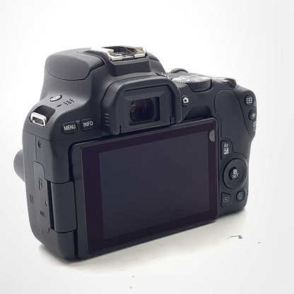 【全額返金保証】【最速発送】Canon デジタル一眼 EOS Kiss X9 ボディ ブラック 美品 動作確認済