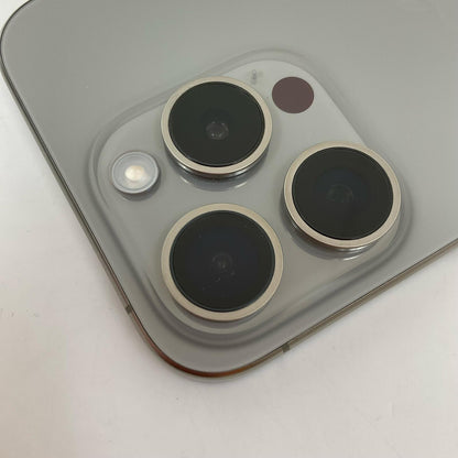 【全額返金保証】【最速発送】Apple iPhone iPhone 15 Pro 256GB ナチュラルチタニウム au SIMフリー 白ロム 美品 動作確認済 99%