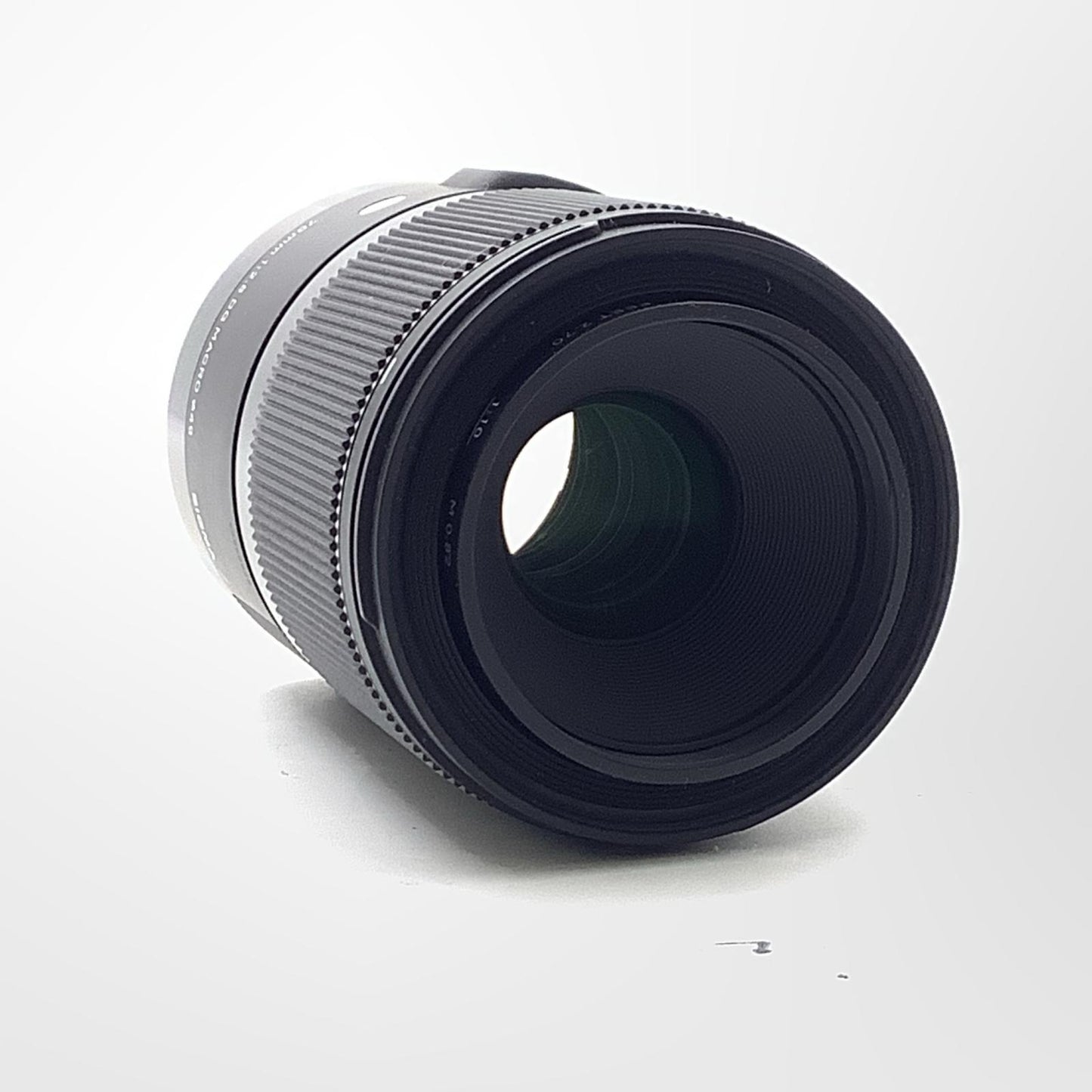 【全額返金保証】【最速発送】SIGMA 70mm F2.8 DG MACRO [キヤノン用] 美品 動作確認済