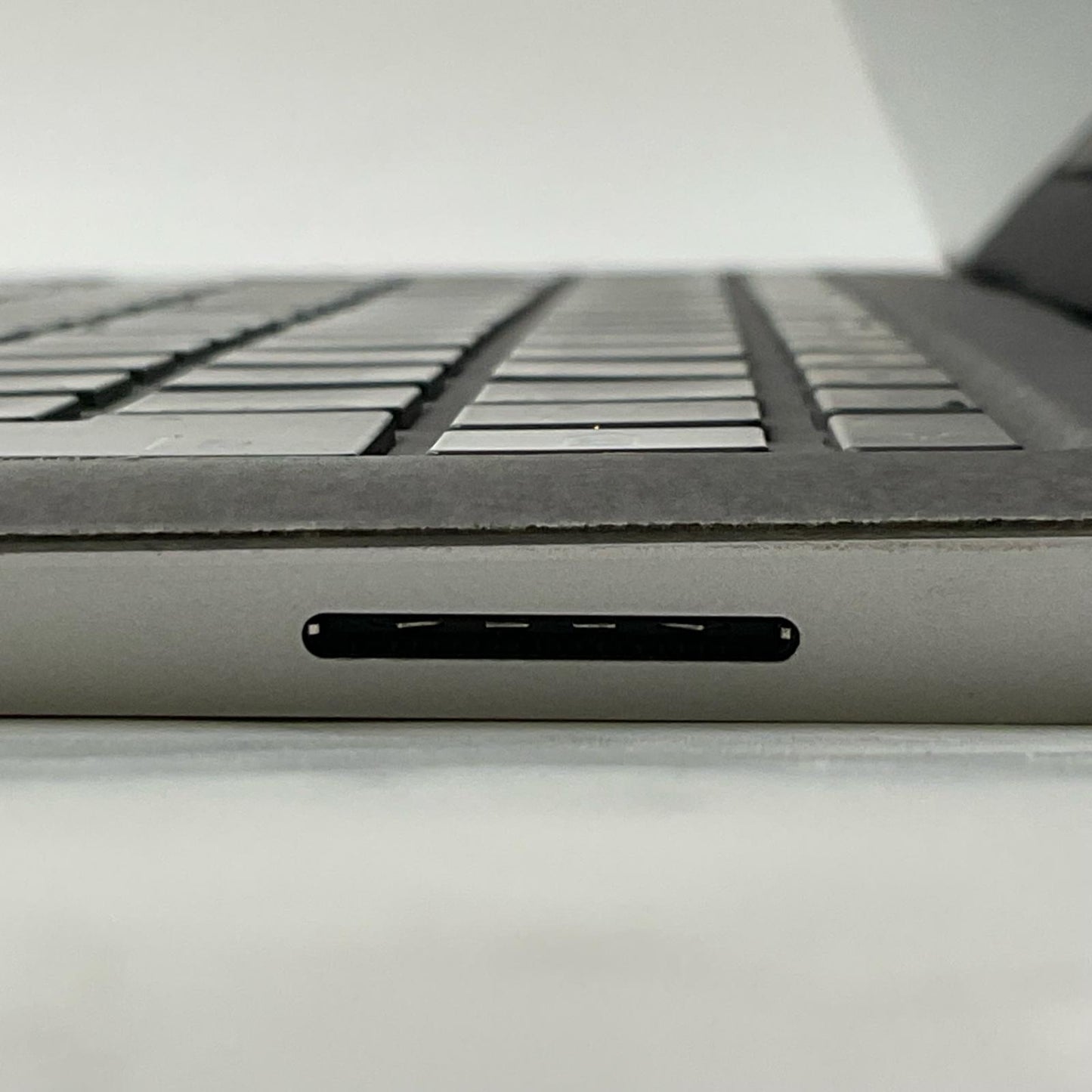 【全額返金保証】【最速発送】Microsoft Surface Laptop 4 Ryzen 5 Surface Edition 2.2GHz 8GB M.2 SSD 256GB 79.6% 動作確認済