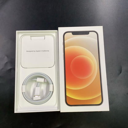 【全額返金保証】【最速発送】Apple iPhone iPhone 12 64GB ホワイト docomo 白ロム 動作確認済 81%