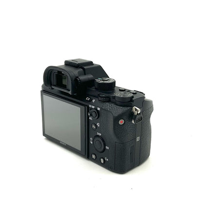 【全額返金保証】【最速発送】Sony デジタル一眼 α7R II ILCE-7RM2 ボディ ブラック 動作確認済