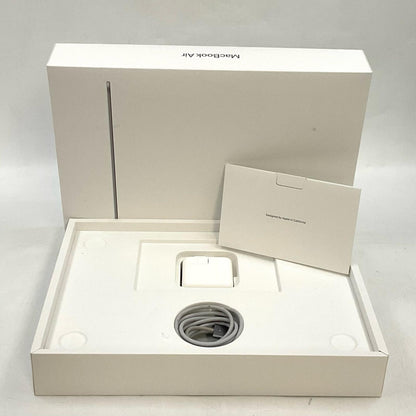 【全額返金保証】【最速発送】Apple MacBook Air 13インチ 2024 Apple M3 16GB 256GB スペースグレイ 95% 美品 動作確認済