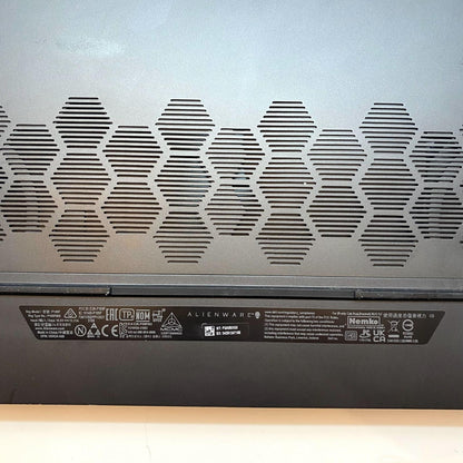 【最速発送】DELL AlienWare m15 Ryzen Ed. R5 P109F AMD Ryzen 9 5900HX with Radeon Graphics 16GB SSD 1TB NVIDIA GeForce RTX 3070 Laptop GPU 76%【難有】