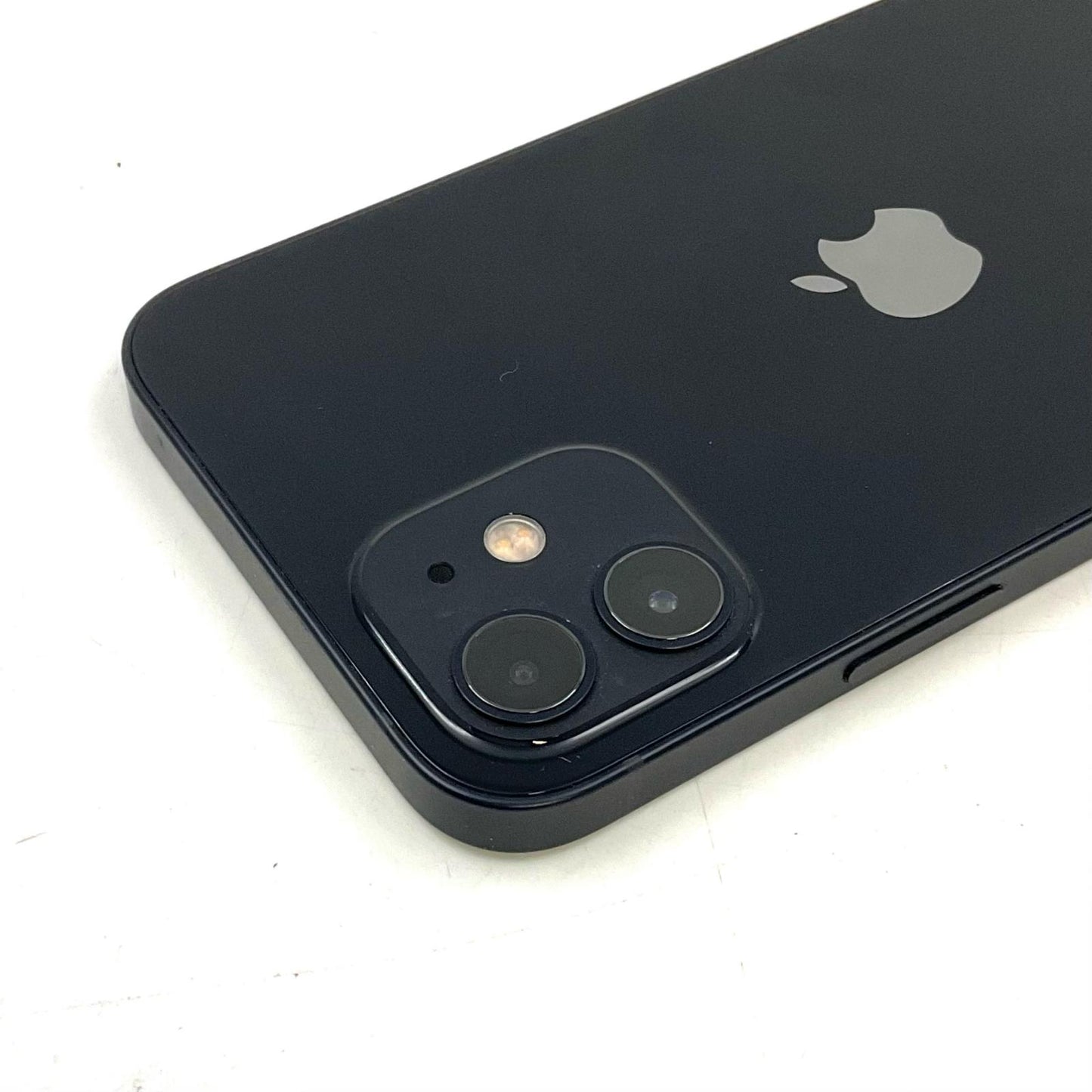 【全額返金保証】【最速発送】Apple iPhone iPhone 12 64GB ブラック Softbank SIMフリー 白ロム 動作確認済 75%