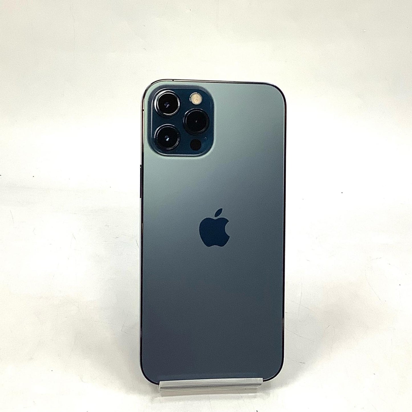 【最速発送】Apple iPhone iPhone 12 Pro Max 256GB docomo SIMフリー 白ロム【難有】 72%