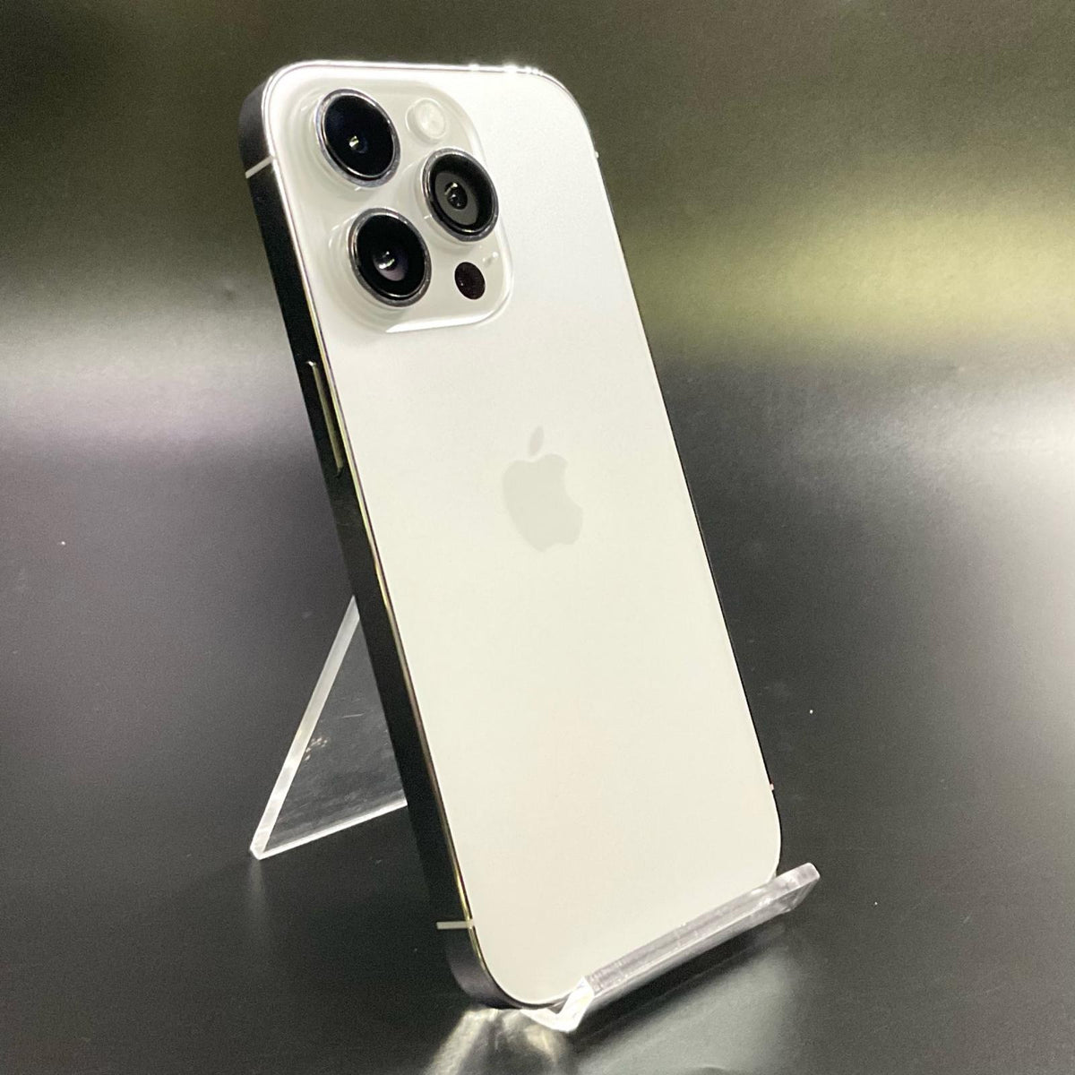 【全額返金保証】【最速発送】Apple iPhone iPhone Pro 14 512GB シルバー au SIMフリー 白ロム 美品 動作確認済 84%