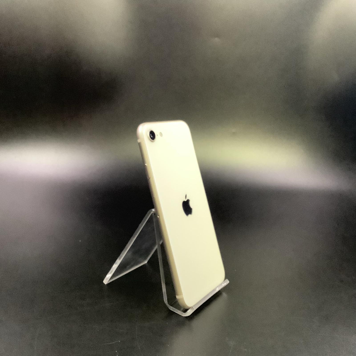 【全額返金保証】【最速発送】Apple iPhone iPhone SE（第3世代） 64GB スターライト Softbank SIMフリー 白ロム 美品 動作確認済 84%