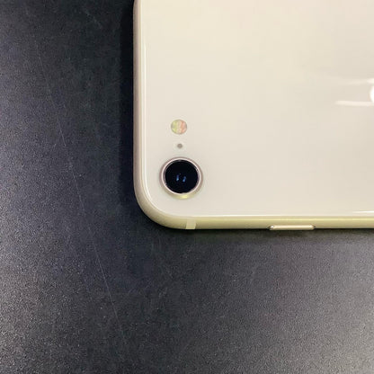 【全額返金保証】【最速発送】Apple iPhone iPhone SE（第3世代） 64GB スターライト Softbank SIMフリー 白ロム 美品 動作確認済 84%