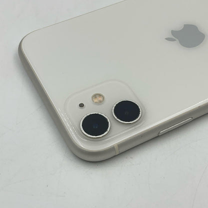 【最速発送】Apple iPhone iPhone 11 128GB ホワイト docomo 白ロム【難有】 70%