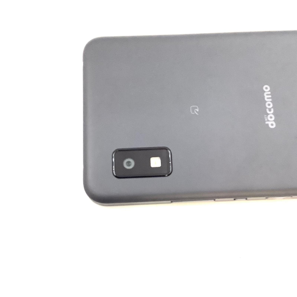 【全額返金保証】【最速発送】SHARP AQUOS wish2 64GB チャコール docomo SH-51C 白ロム 超美品 動作確認済