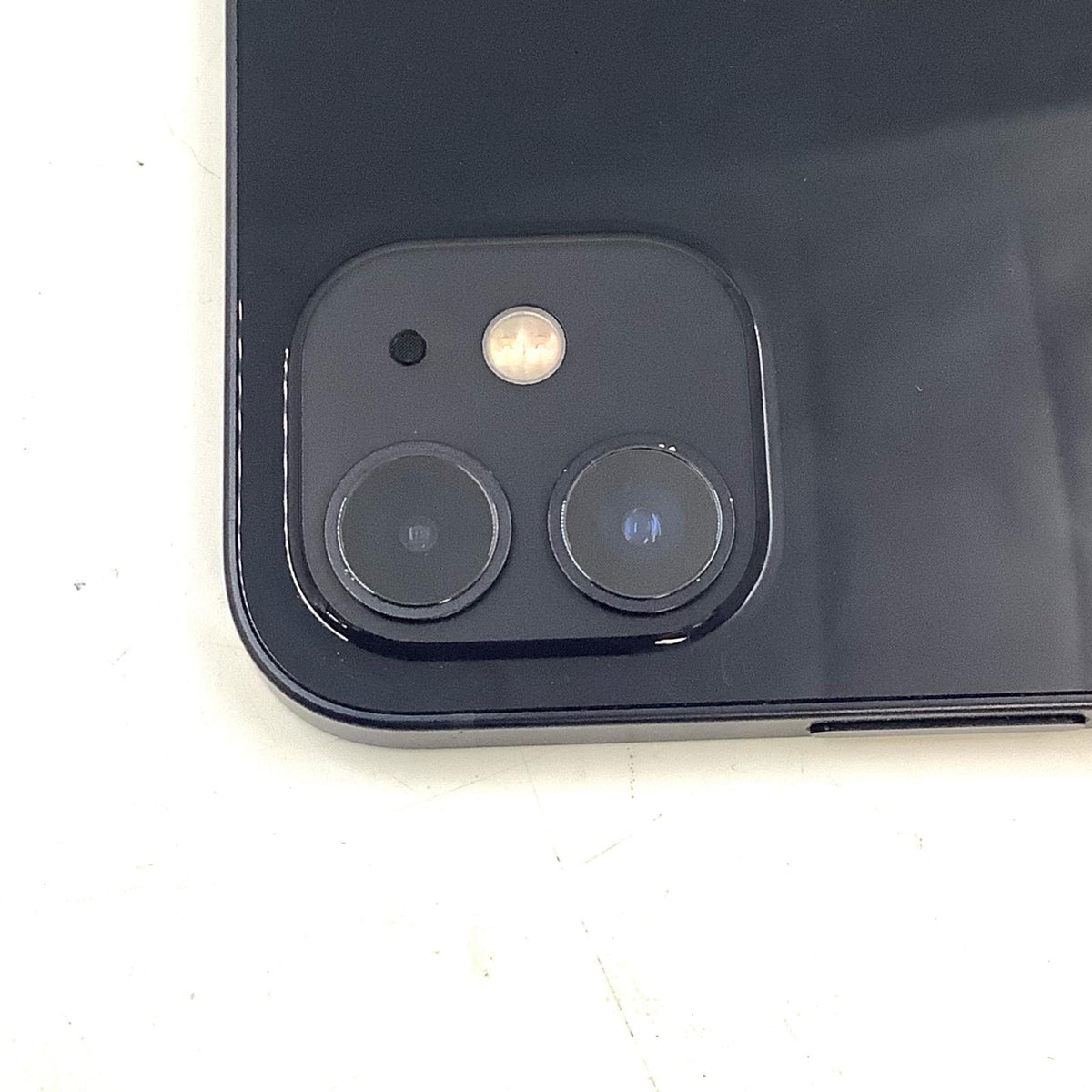 【全額返金保証】【最速発送】Apple iPhone iPhone 12 128GB ブラック docomo SIMフリー 白ロム 動作確認済 77%