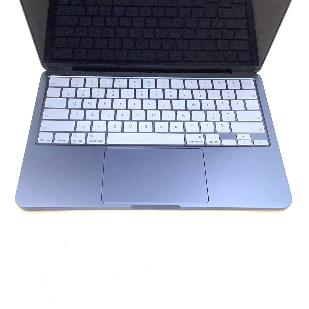 【全額返金保証】【最速発送】Apple MacBook Neo 13インチ 2026 Apple A18 Pro 8GB 512GB インディゴ 100% 超美品 動作確認済