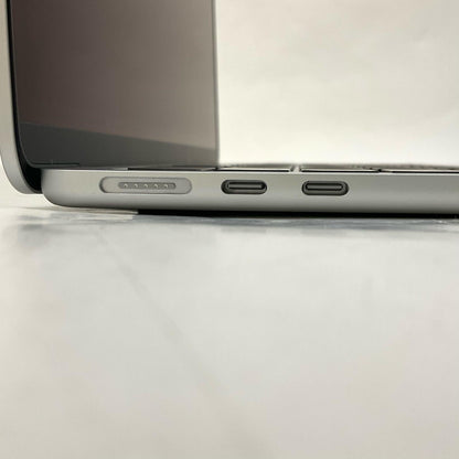 【全額返金保証】【最速発送】Apple MacBook Air 13インチ 2025 Apple M4 16GB 256GB シルバー 100% 美品 動作確認済