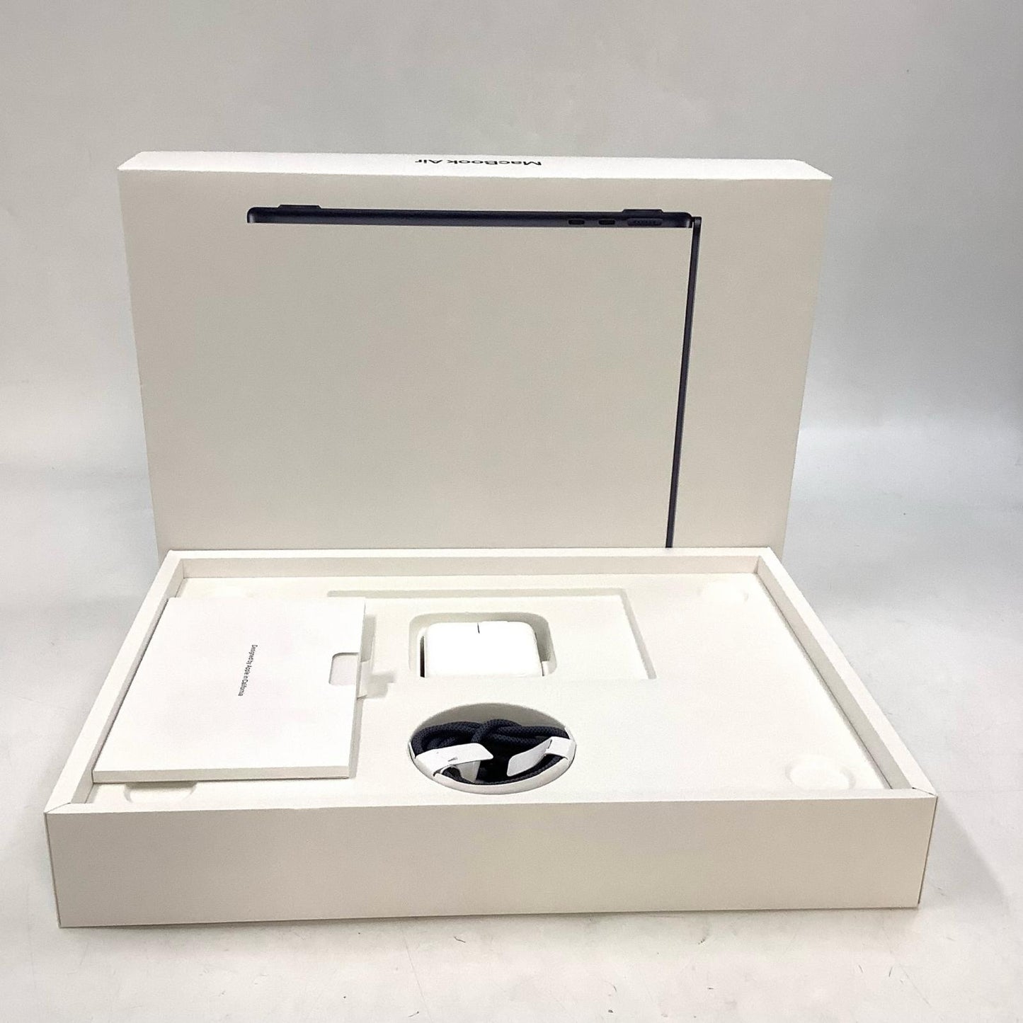 【全額返金保証】【最速発送】Apple MacBook Air 13インチ 2022 Apple M2 16GB 256GB ミッドナイト 100% 美品 動作確認済