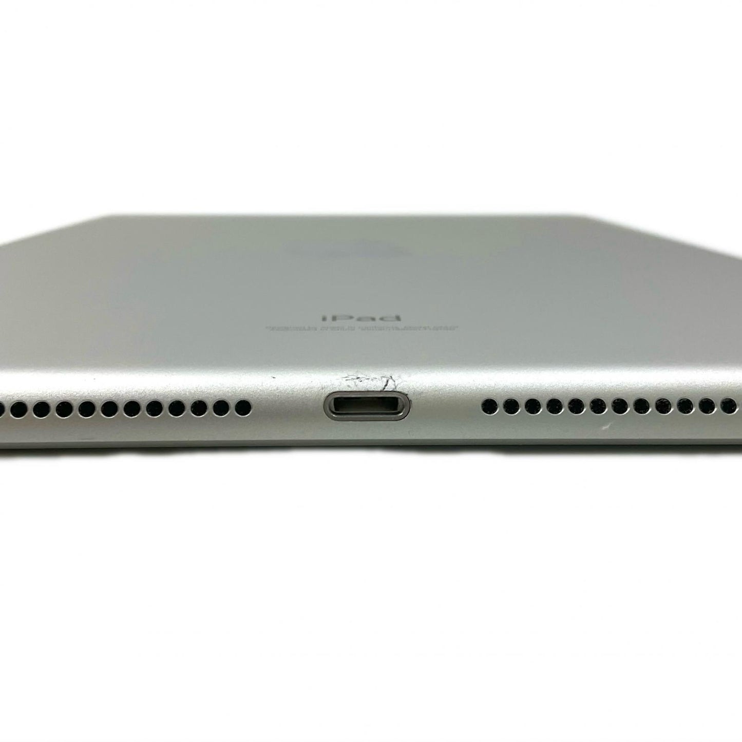 【全額返金保証】【最速発送】Apple iPad iPad 10.2インチ 第8世代 32GB シルバー Wi-Fi 動作確認済