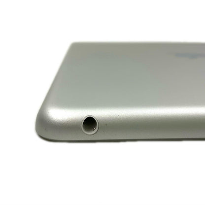 【全額返金保証】【最速発送】Apple iPad iPad 10.2インチ 第8世代 32GB シルバー Wi-Fi 動作確認済