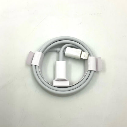【全額返金保証】【最速発送】Apple iPad iPad 10.2インチ 第8世代 32GB シルバー Wi-Fi 動作確認済