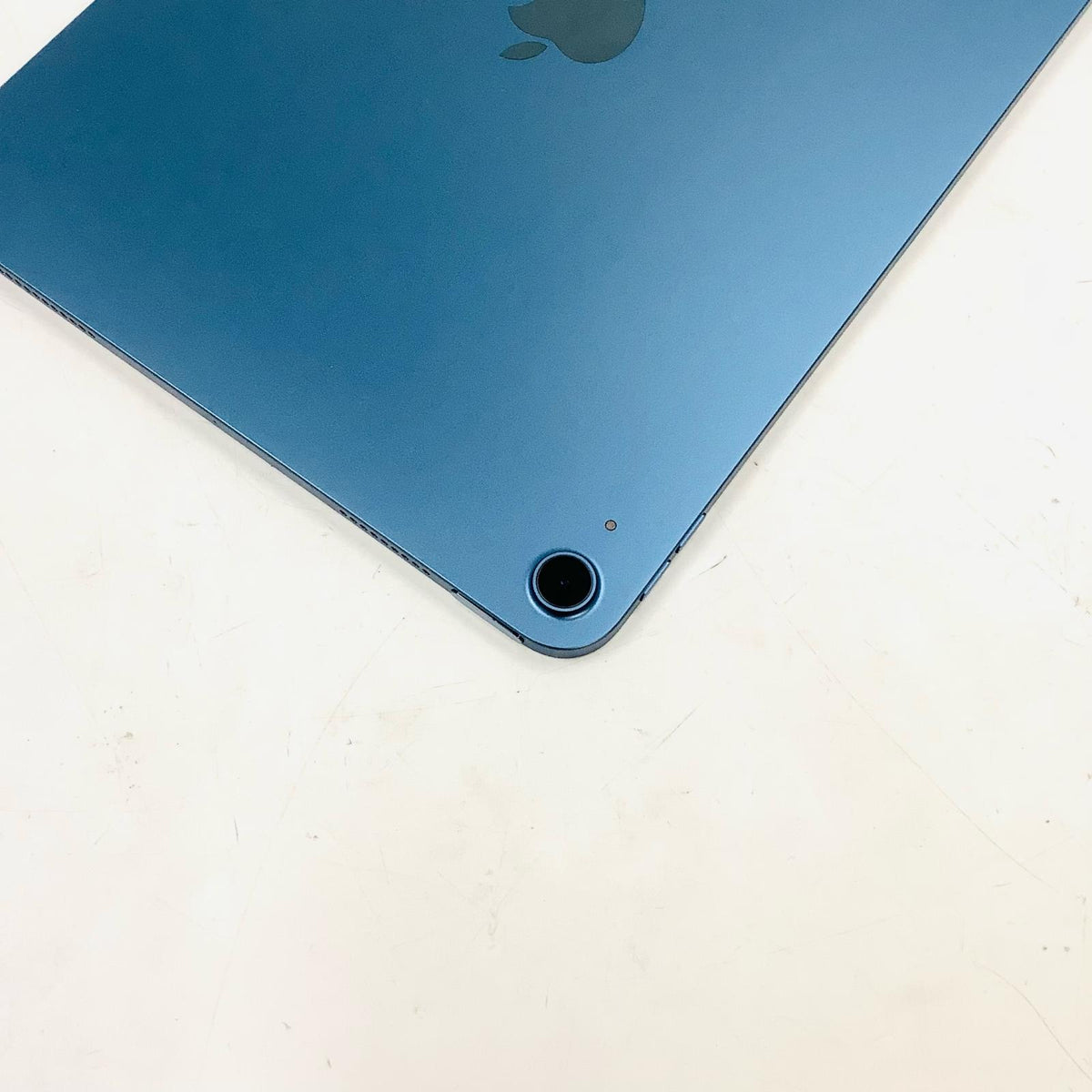 【全額返金保証】【最速発送】Apple iPad Air 10.9インチ 第5世代 256GB ブルー Wi-Fi 美品 動作確認済