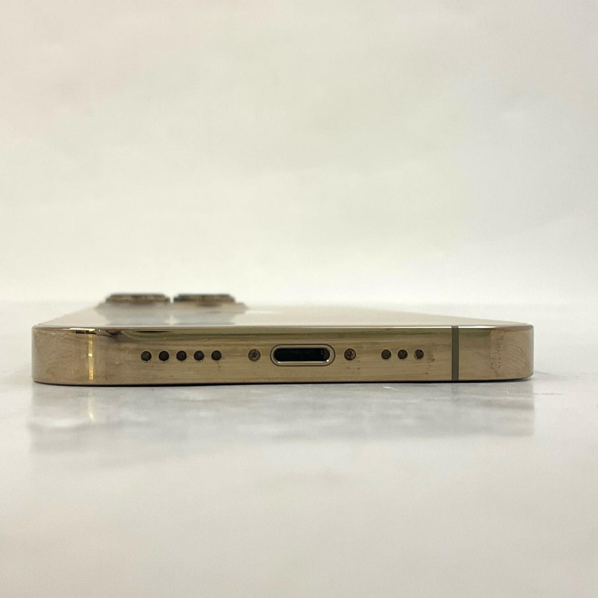 【全額返金保証】【最速発送】Apple iPhone iPhone 13 Pro 128GB ゴールド Softbank 白ロム 動作確認済 77%