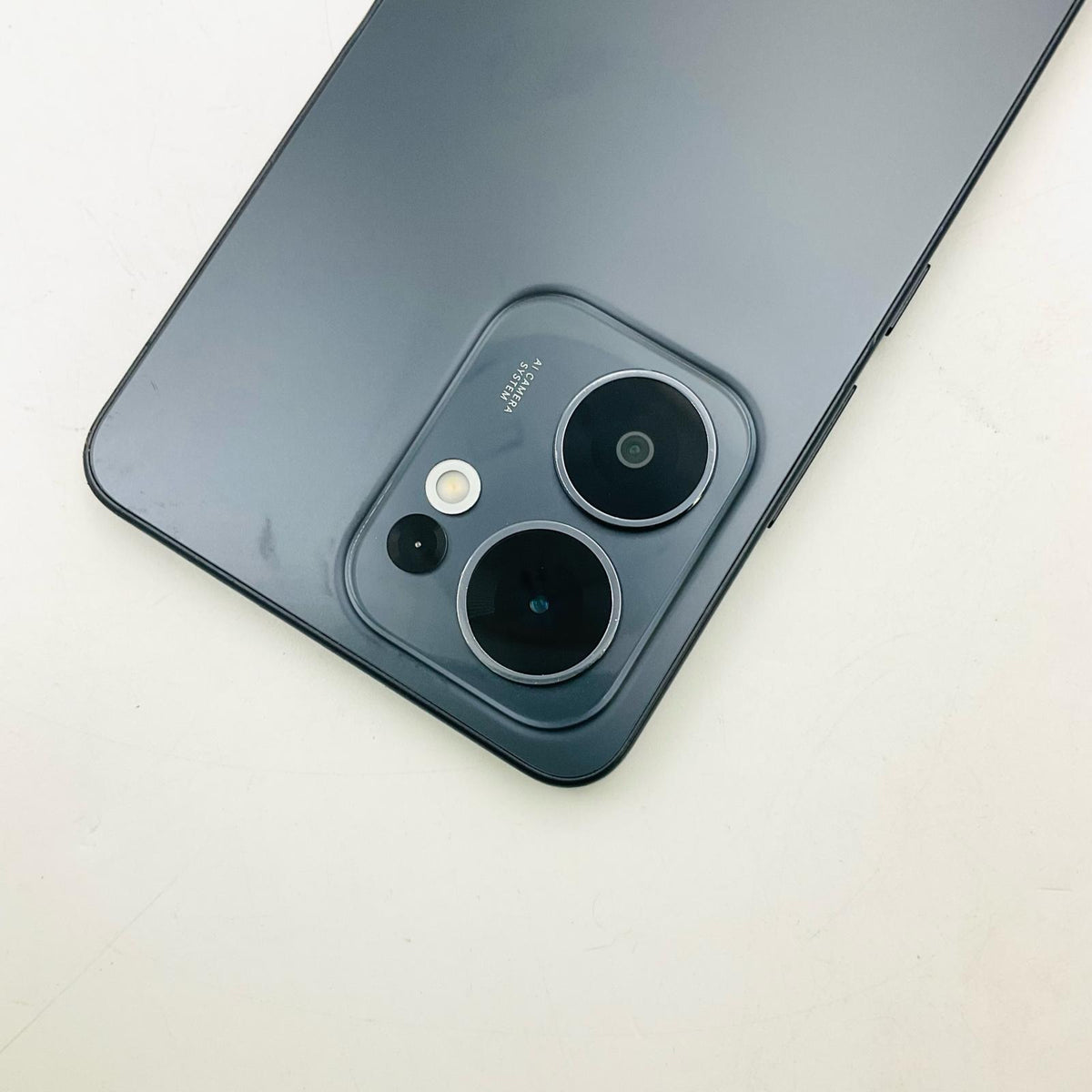 【最速発送】OPPO Reno 13 A 128GB チャコールグレー SIMフリー CPH2699 白ロム【難有】