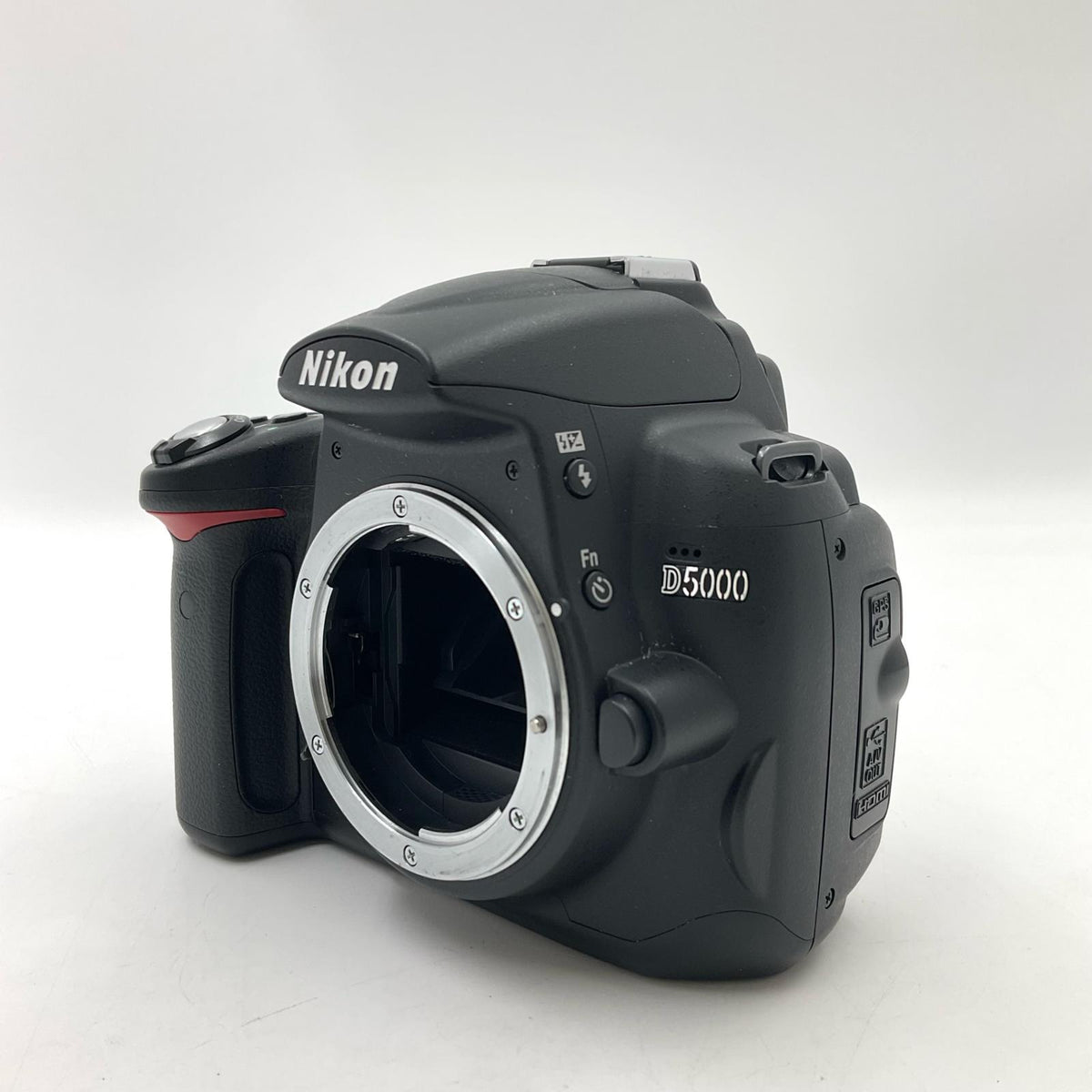 【最速発送】Nikon デジタル一眼 D5000 ボディ ブラック【難有】