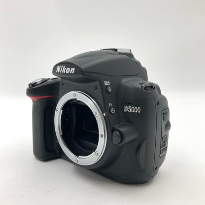 【最速発送】Nikon デジタル一眼 D5000 ボディ ブラック【難有】
