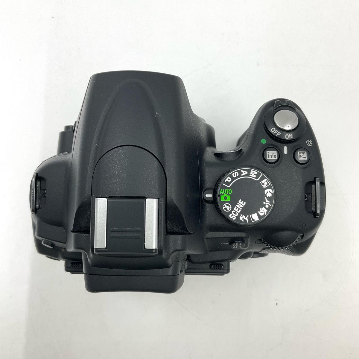 【最速発送】Nikon デジタル一眼 D5000 ボディ ブラック【難有】