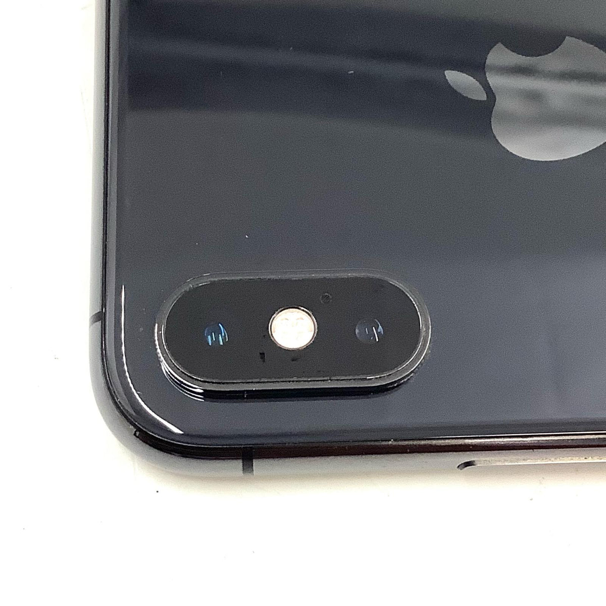【全額返金保証】【最速発送】Apple iPhone iPhone XS 256GB スペースグレイ docomo SIMフリー 白ロム 動作確認済 74%
