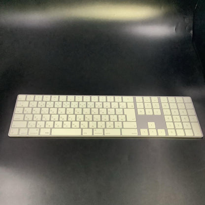 【全額返金保証】【最速発送】Apple Magic Keyboard テンキー付き A1843 美品 動作確認済