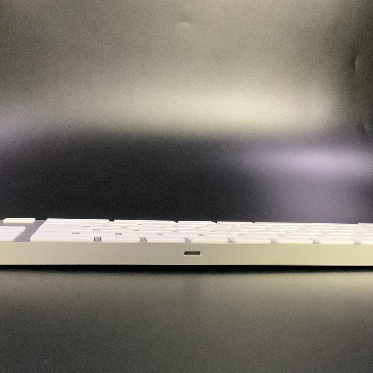 【全額返金保証】【最速発送】Apple Magic Keyboard テンキー付き A1843 美品 動作確認済