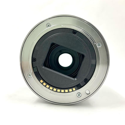 【全額返金保証】【最速発送】Sony 55-210mm F4.5-6.3 OSS SEL55210 シルバー 動作確認済