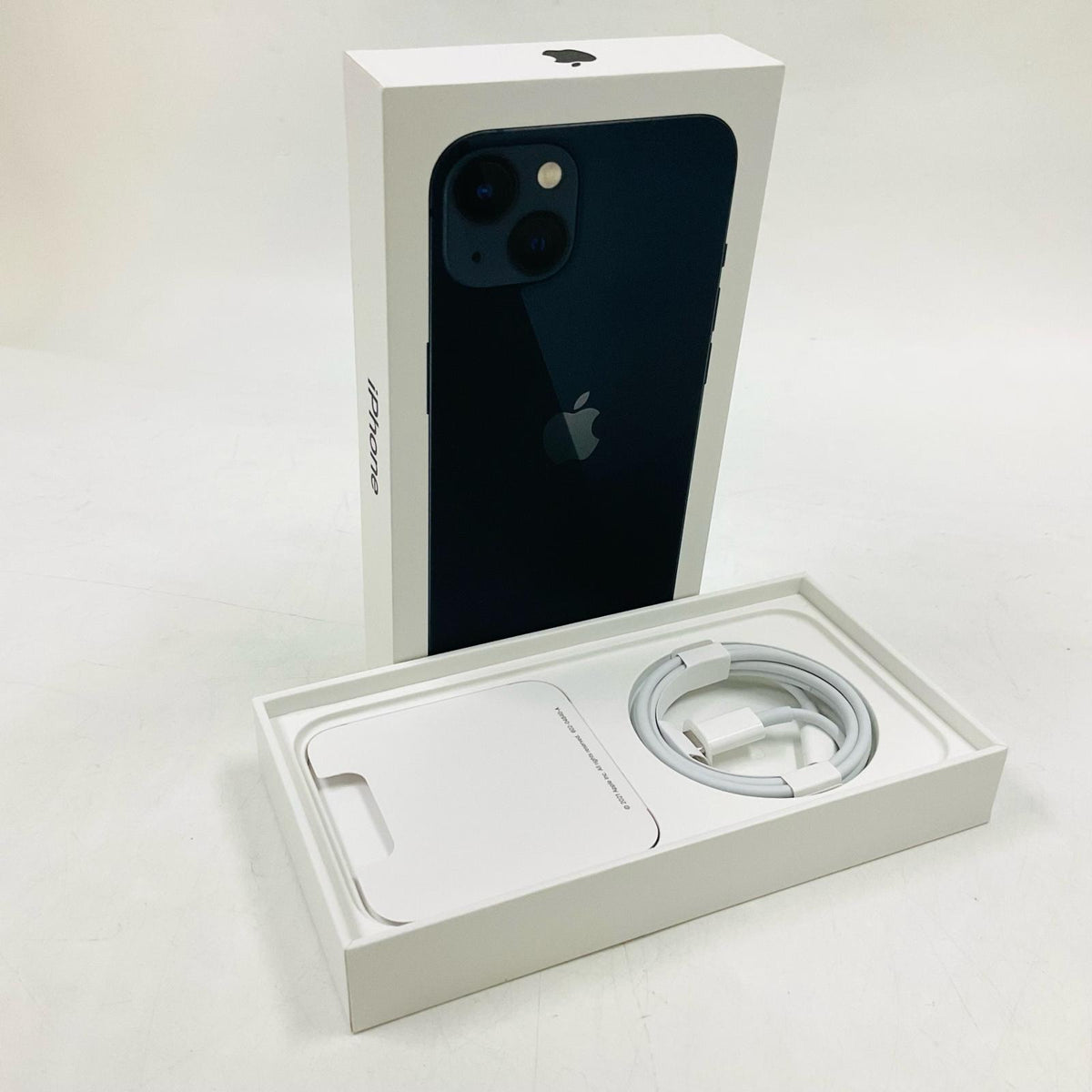 【全額返金保証】【最速発送】Apple iPhone iPhone 13 256GB ミッドナイト docomo 白ロム 動作確認済 88%