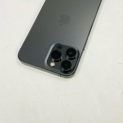 【全額返金保証】【最速発送】Apple iPhone iPhone 13 Pro Max 128GB グラファイト docomo 白ロム 動作確認済 83%