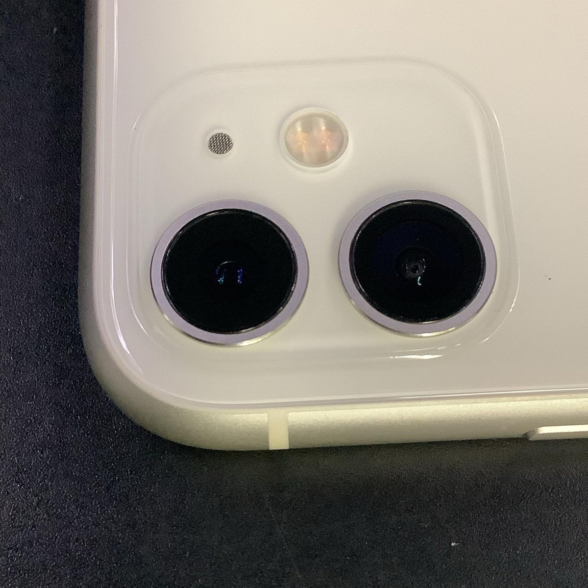 【全額返金保証】【最速発送】Apple iPhone iPhone 11 64GB ホワイト au 白ロム 動作確認済 75%