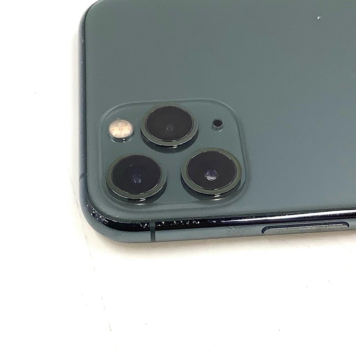 【全額返金保証】【最速発送】Apple iPhone iPhone 11 Pro 256GB グリーン docomo SIMフリー 白ロム 動作確認済 89%