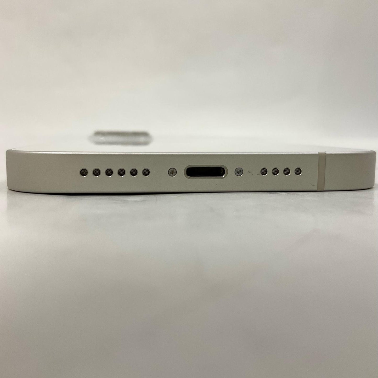【最速発送】Apple iPhone iPhone 14 Plus 256GB スターライト SIMフリー 白ロム【難有】 86%